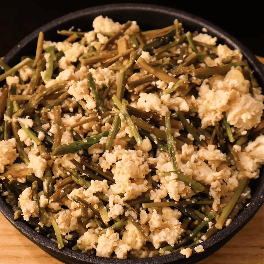 Agrelia (Wild Asparagus) with Eggs