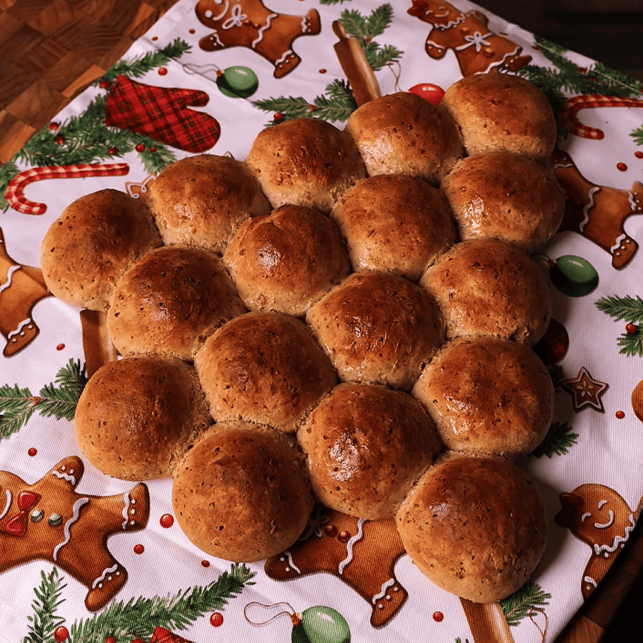 Chestnut Bread Rolls (Kastanopsoma)
